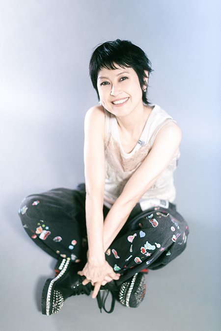 岸谷 香